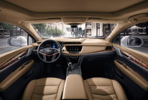 Cadillac XT5    2020 